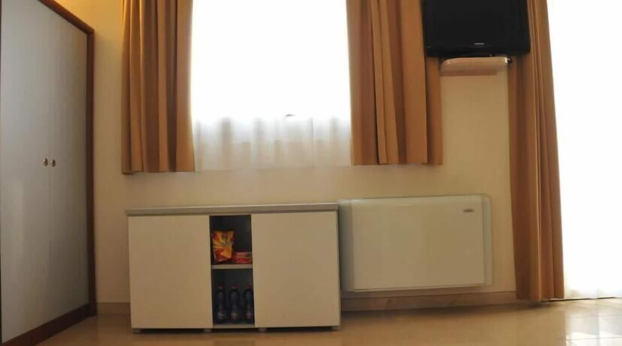 Hotel Verdi Vicenza Bagian luar foto
