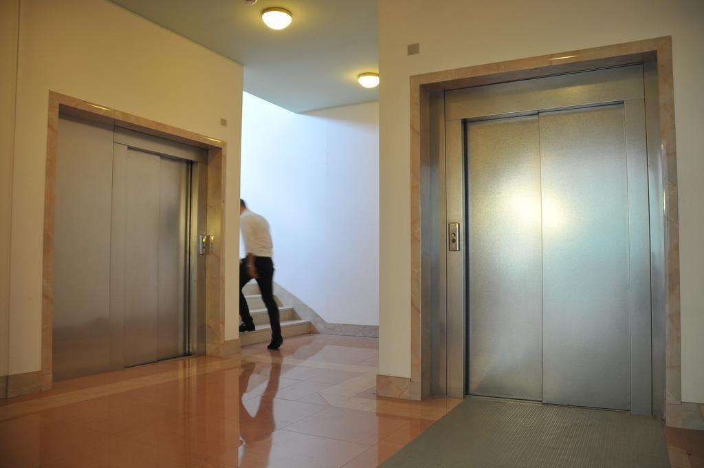 Hotel Verdi Vicenza Bagian luar foto