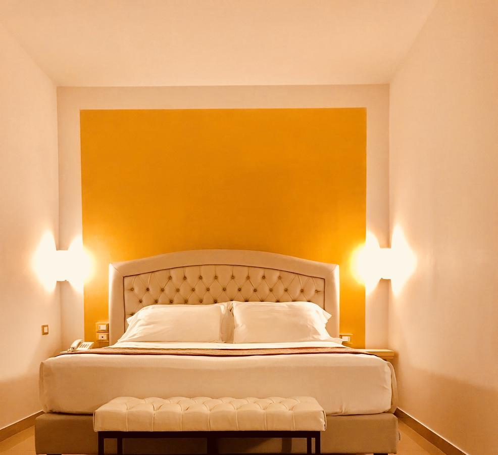 Hotel Verdi Vicenza Bagian luar foto