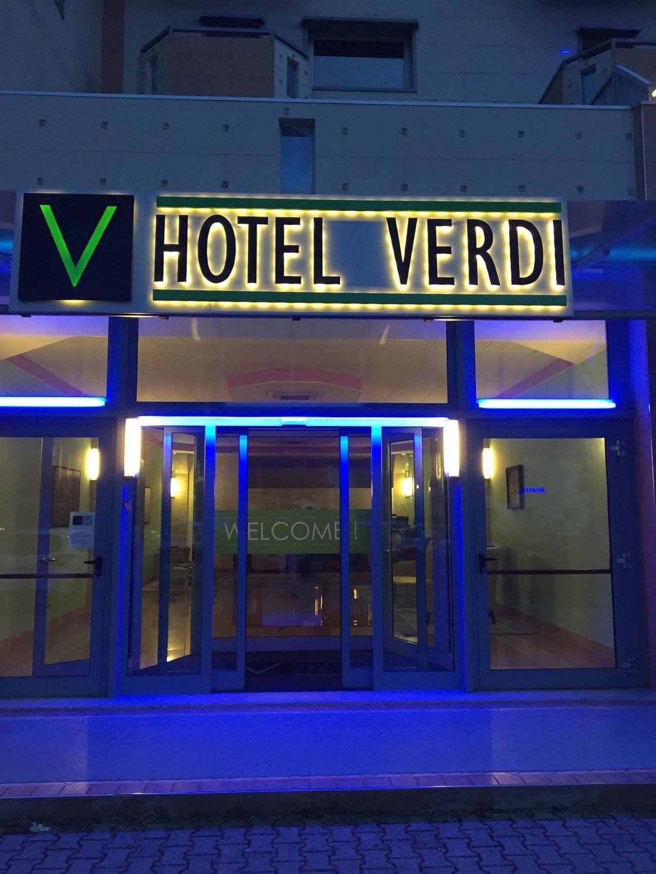 Hotel Verdi Vicenza Bagian luar foto